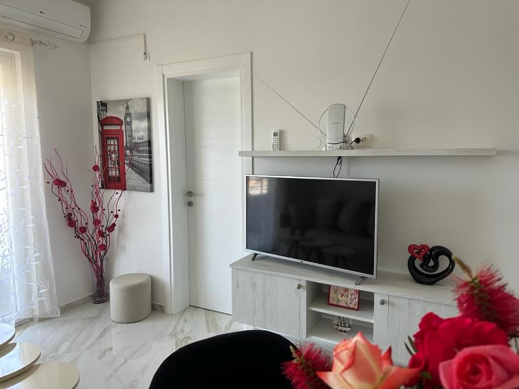Villa Holiday Apartments Бар Екстериор снимка