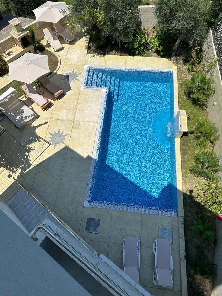 Villa Holiday Apartments Бар Екстериор снимка