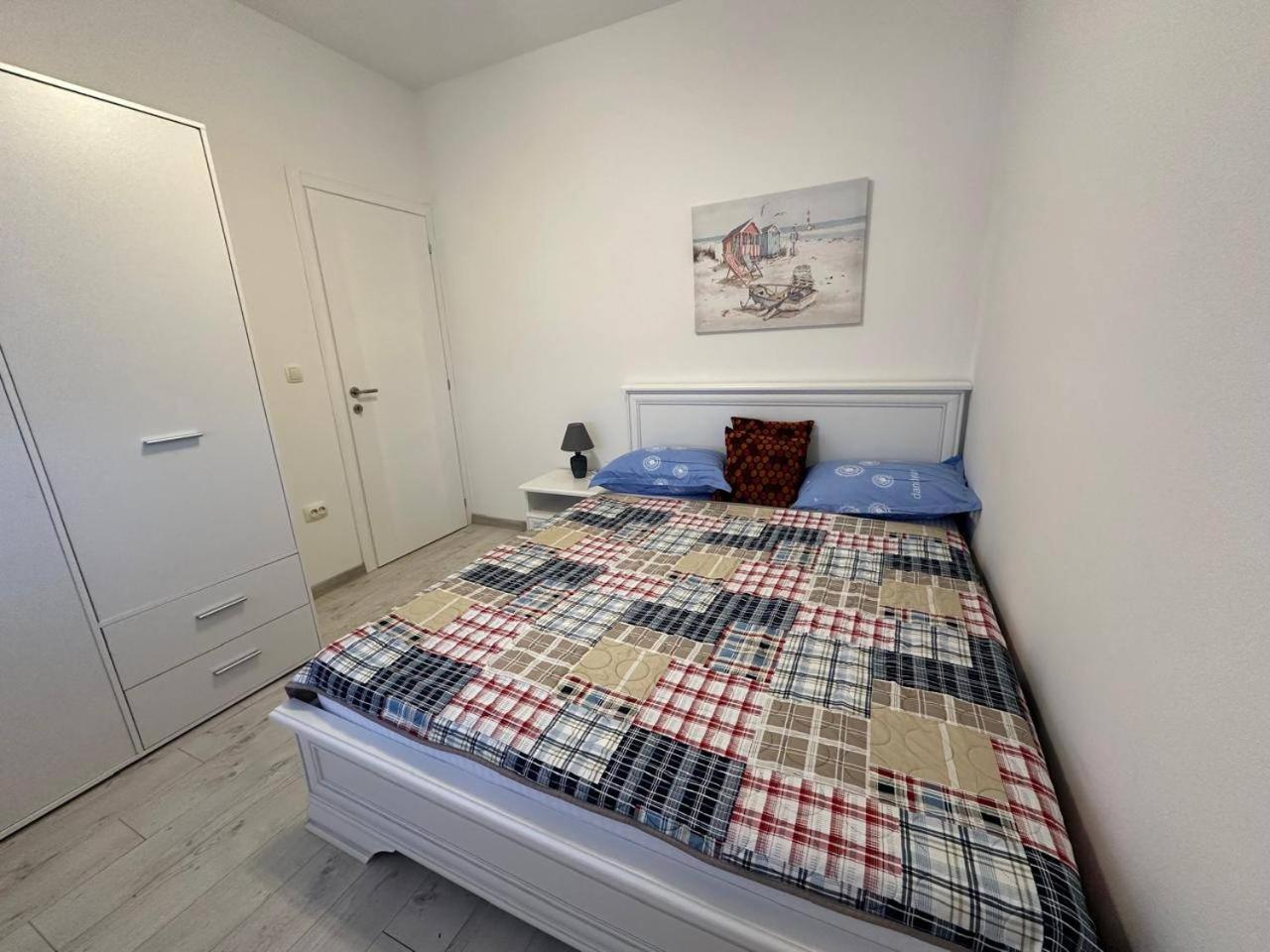 Villa Holiday Apartments Бар Екстериор снимка