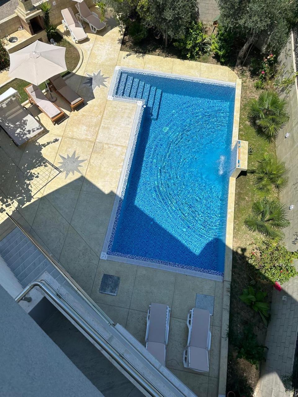 Villa Holiday Apartments Бар Екстериор снимка